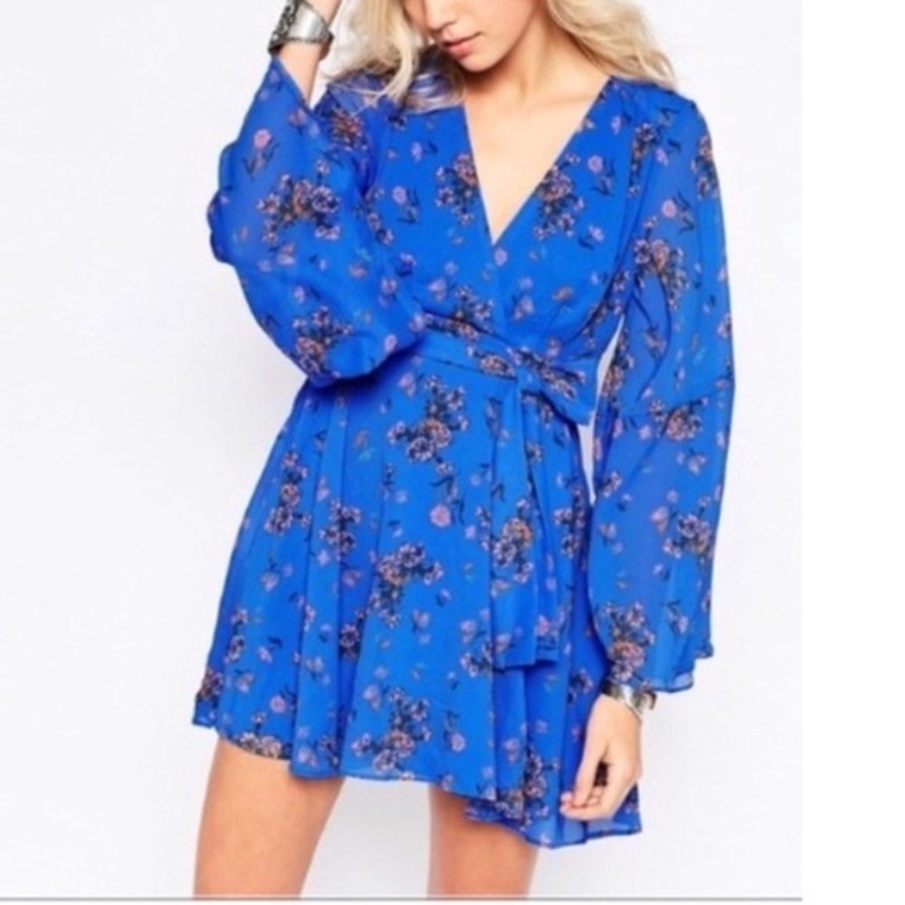 Free People mini dress size small EUC